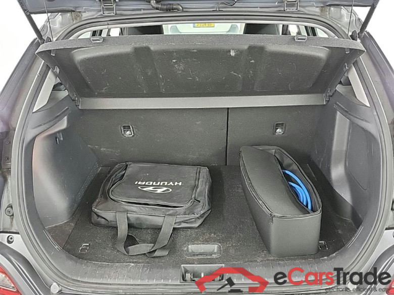 HYUNDAI Kona Comfort Smart Electric 64 kWh 5D Athlon Edition #5