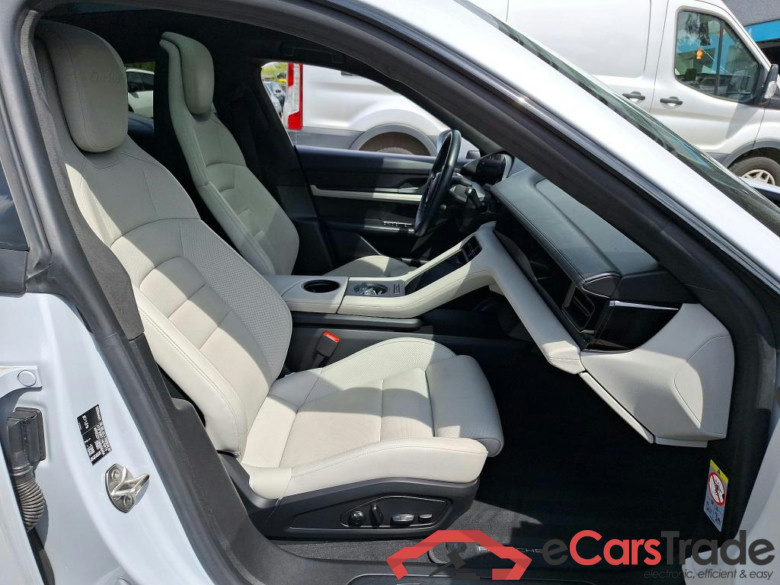PORSCHE - POR TAYCAN Turbo 680PK Sport Design Pack & Heat Pump & Sport Chrono & Head Up & 4+1 Seats & Matrix LED & 4 Wheel Steering & 22Kwh Onboard Ch & Pano Roof & 21 Inch & 360 Cam #3