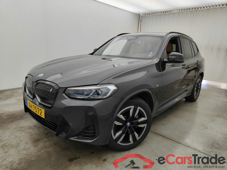 BMW IX3 - 2022 74 kWh 286 iX3 5d #1