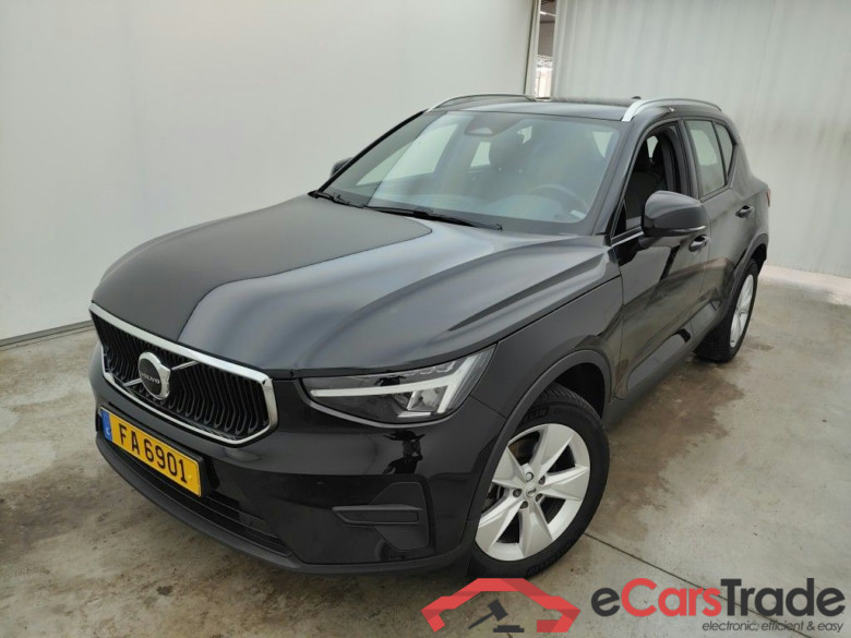 Volvo XC40 B3 Core DCT 5d #1