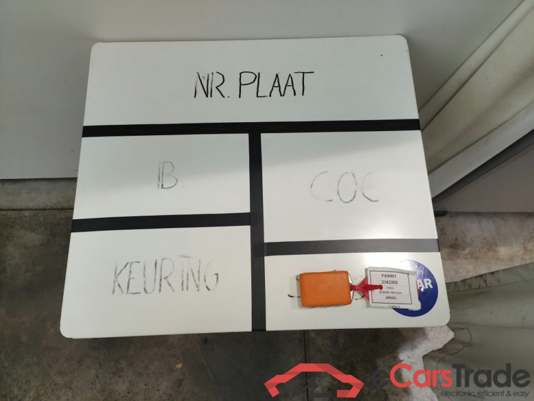Volvo XC40 B3 Core DCT 5d #4