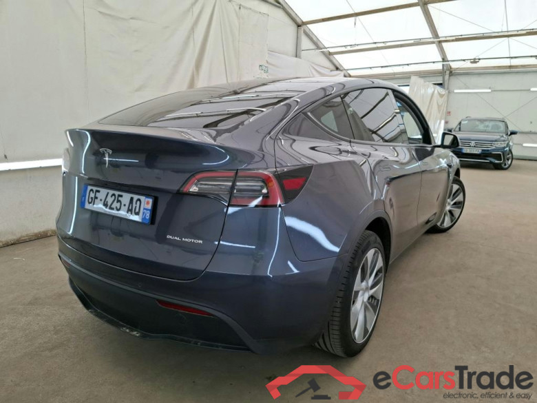 TESLA Model Y / 2020 / 5P / SUV Grand Autonomie Dual Motor AWD #4
