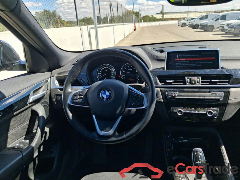 BMW X2 / 2017 / 5P / todoterreno sDrive18i (AC3) #3