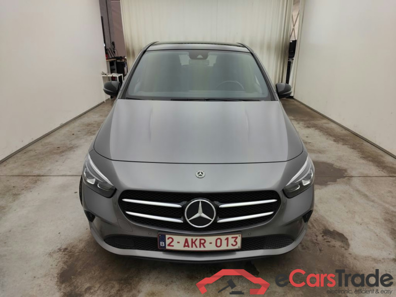 Mercedes-Benz B-Klasse B 180 d Launch Edition 5d #1