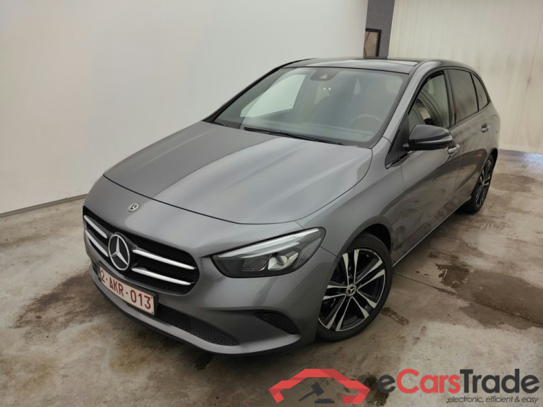 Mercedes-Benz B-Klasse B 180 d Launch Edition 5d #2