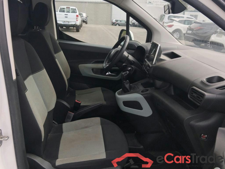 CITROEN Berlingo / 2018 / 5P / monovolumen compacto Talla M BlueHDi 100 S&S FEEL #6
