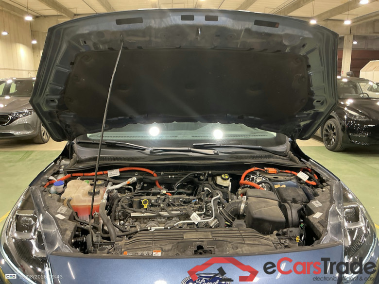 FORD KUGA 2.5I PHEV 165KW TITANIUM AUTO #6