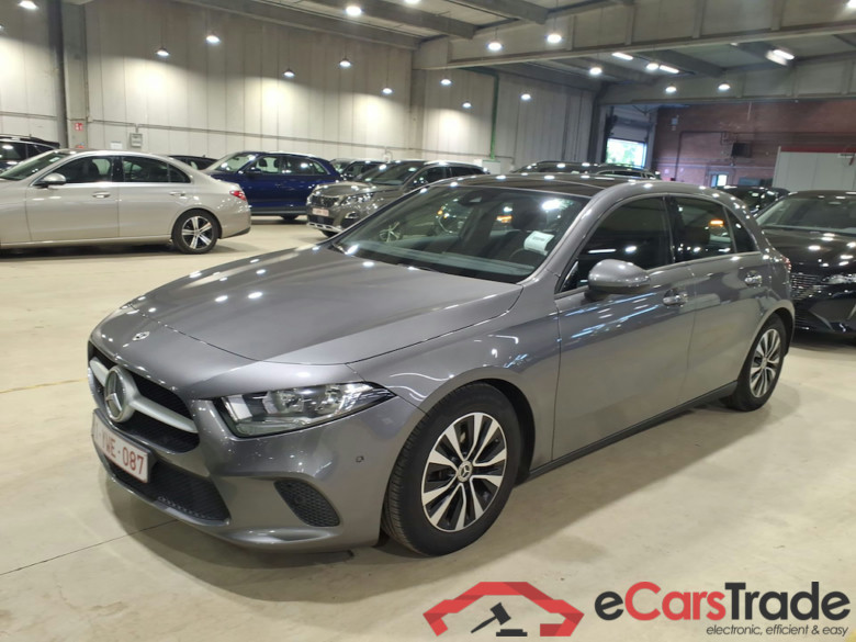 Mercedes A 180 Pano Widescreen Navi KeylessGo Klima PDC ... #1