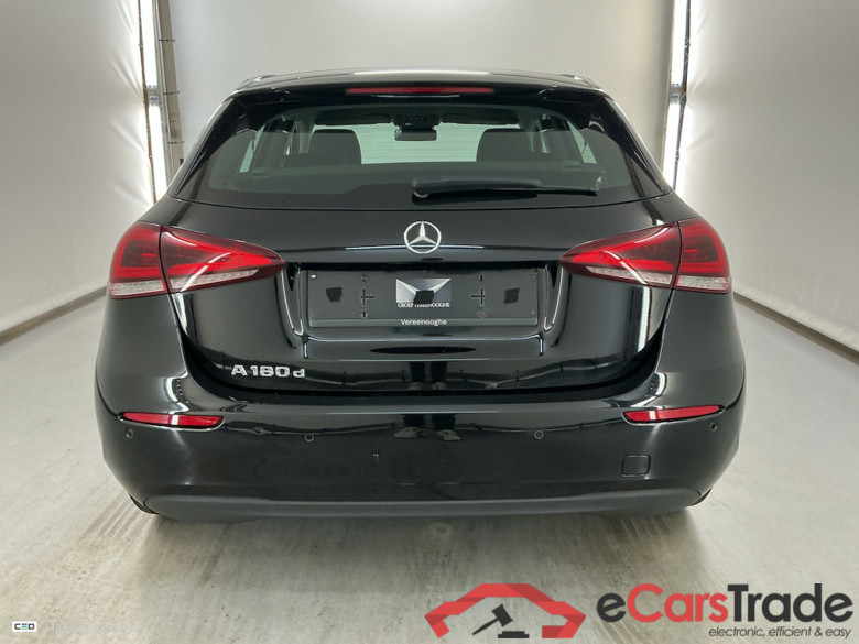 MERCEDES-BENZ CLASS A DIESEL (W177) A 180 d Business Solution #4