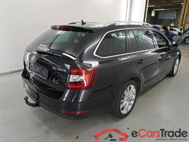 SKODA Octavia 1.5 TSI ACT Style DSG #4