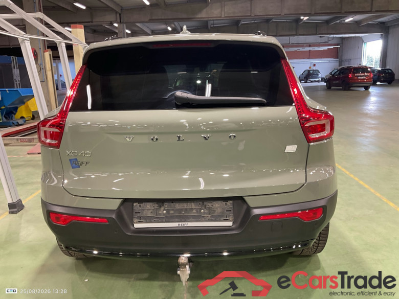 VOLVO XC40 1.5 T5 PHEV ULTIMATE DARK DESIGN DCT #5