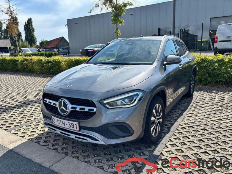 MERCEDES-BENZ GLA PHEV (H247) GLA 250 e PHEV #1
