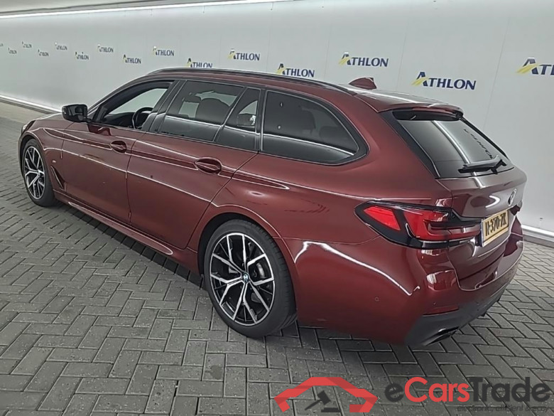 BMW 5-serie Touring 518dA Business Edition Plus 5D 110kW #4