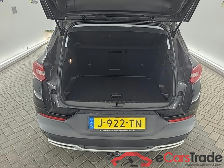 OPEL Grandland X 1.2 Turbo S&S 96kW Bus. Executive Auto 5D #5