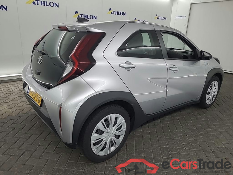 TOYOTA Aygo X 1.0 VVT-I MT play 5D 53kW #3