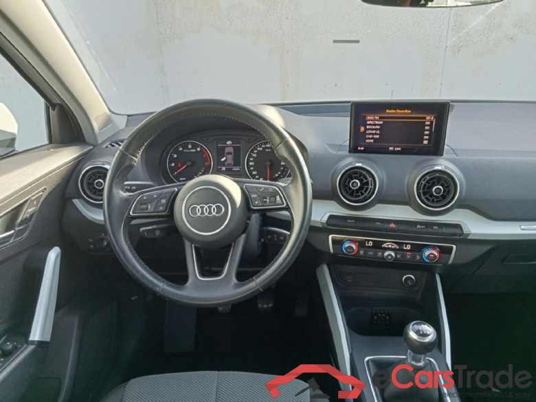 AUDI Q2 / 2016 / 5P / todoterreno Design 30 TFSI 85kW (116CV) (AC) #3