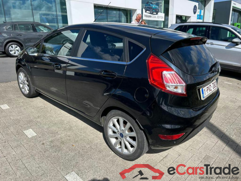 FORD Fiesta 1.0i Titanium #4