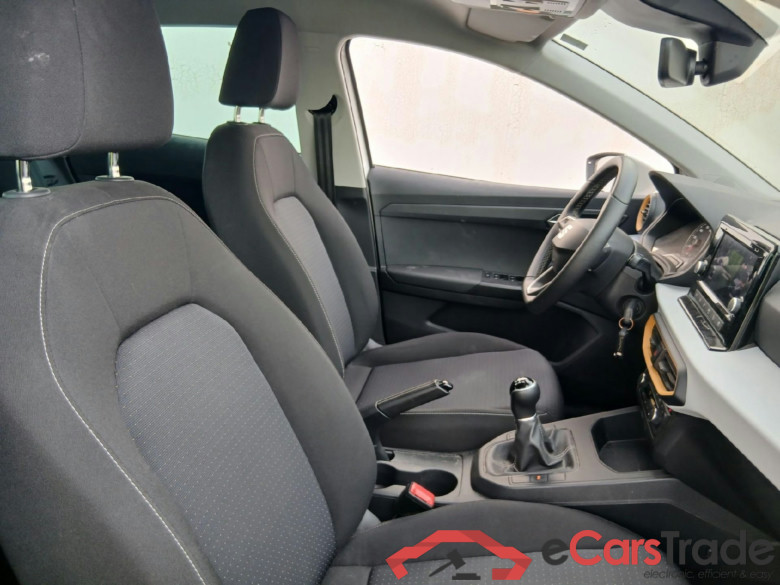 SEAT Ibiza / 2017 / 5P / berlina con portón 1.0 TSI 81kW (110CV) Style Plus (AC2) #6