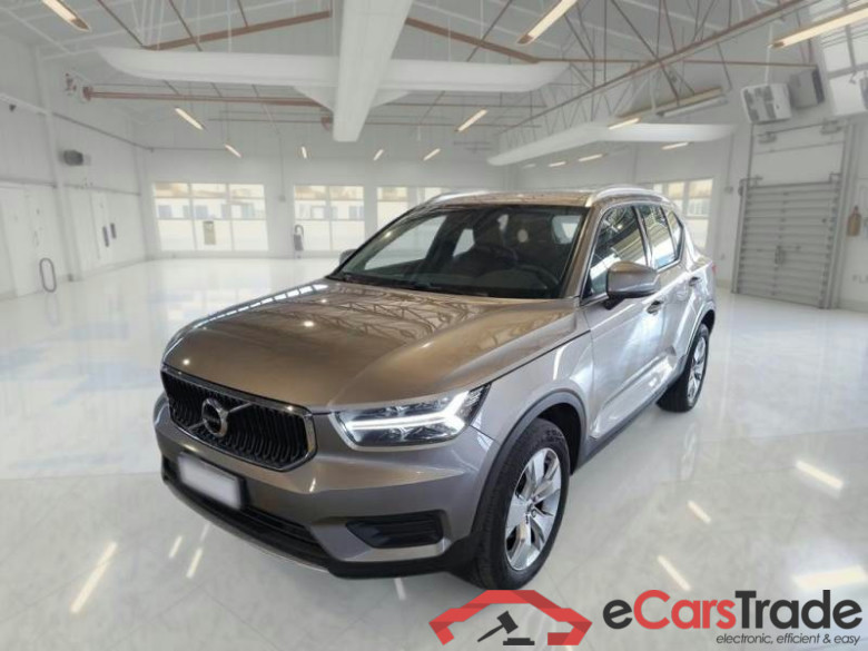 VOLVO XC40 / 2017 / 5P / SUV T2 AUTOMATICO MOMENTUM