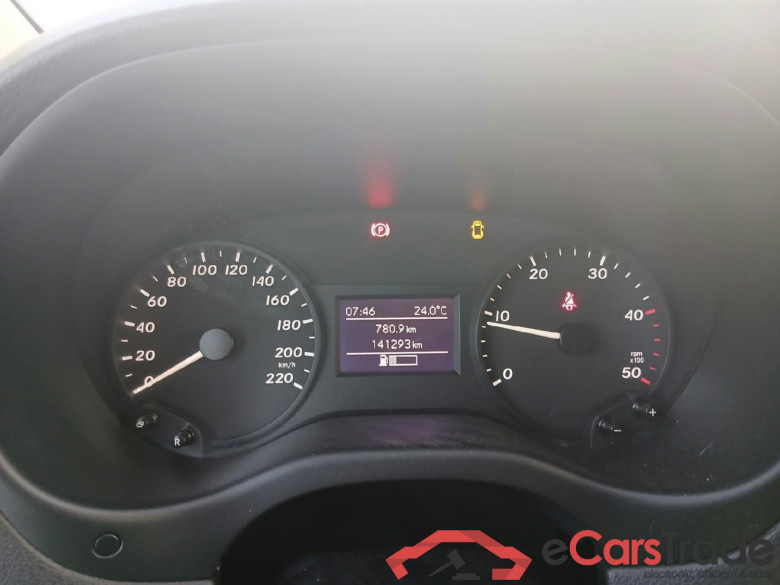MERCEDES-BENZ Vito / 2014 / 4P / furgón 111 CDI Larga #4