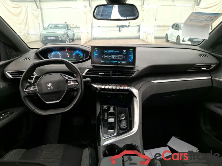 PEUGEOT 3008 / 2020 / 5P / SUV 1.6 HYBRID 225 E-EAT8 Active Pack #6
