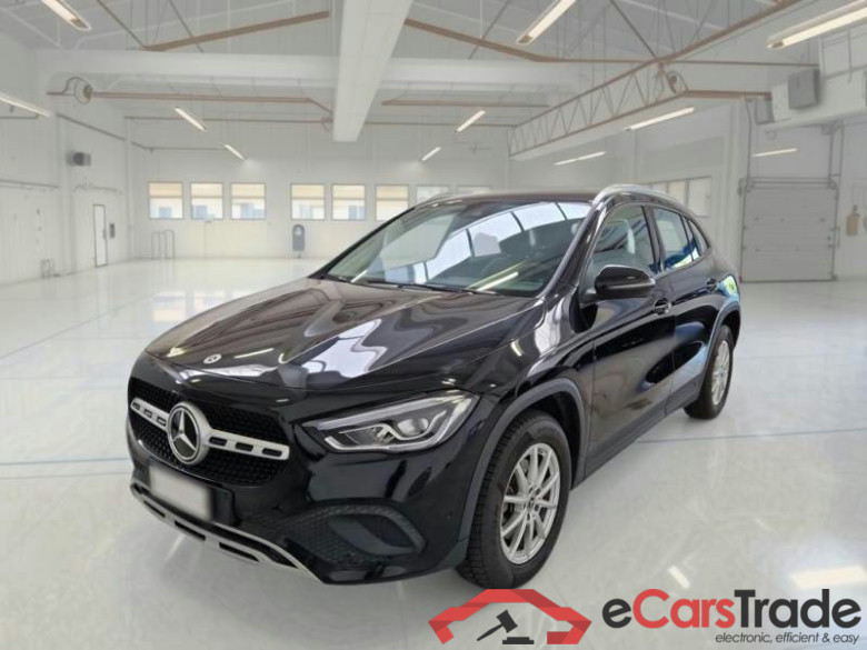 MERCEDES-BENZ GLA / 2020 / 5P / CROSSOVER GLA 200 D AUTOMATIC BUSINESS EXTRA #1