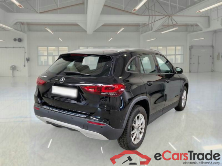 MERCEDES-BENZ GLA / 2020 / 5P / CROSSOVER GLA 200 D AUTOMATIC BUSINESS EXTRA #2