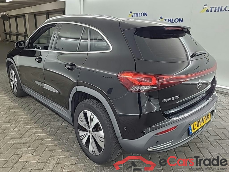MERCEDES-BENZ EQA 250 Business Solution Luxury auto 5D 140kW #4