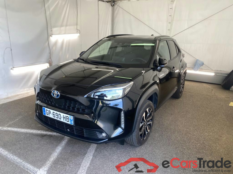 TOYOTA Yaris Cross Hybride / 2021 / 5P / SUV 1.5 HYBRID 116H DESIGN AWD AUTO #1