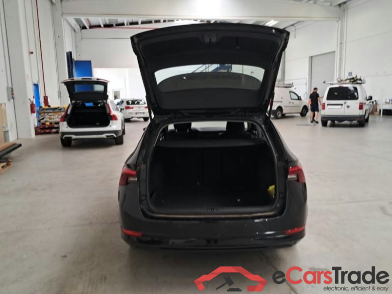 SKODA OCTAVIA WAGON / 2020 / 5P / STATION WAGON 2.0 TDI EVO 110KW EXECUTIVE DSG #5