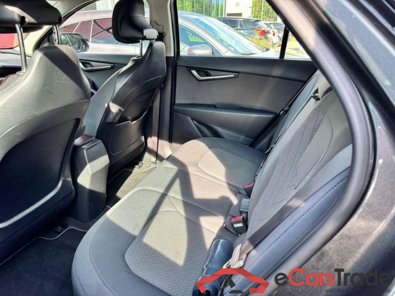KIA e-Niro 64.8 kWh Pure #5