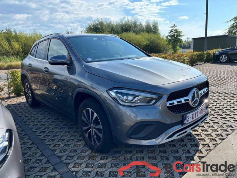 MERCEDES-BENZ GLA PHEV (H247) GLA 250 e PHEV Luxury Line #2