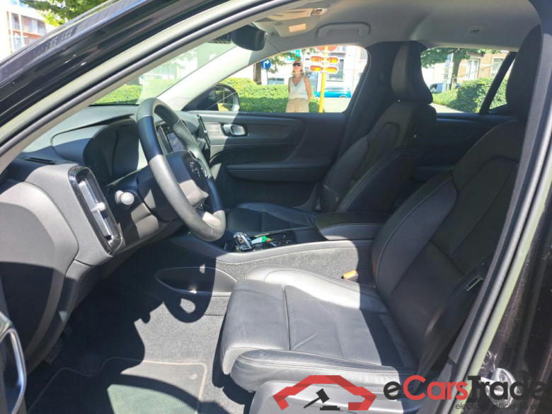 VOLVO XC40 1.5 T4 PHEV R-DESIGN DCT #5