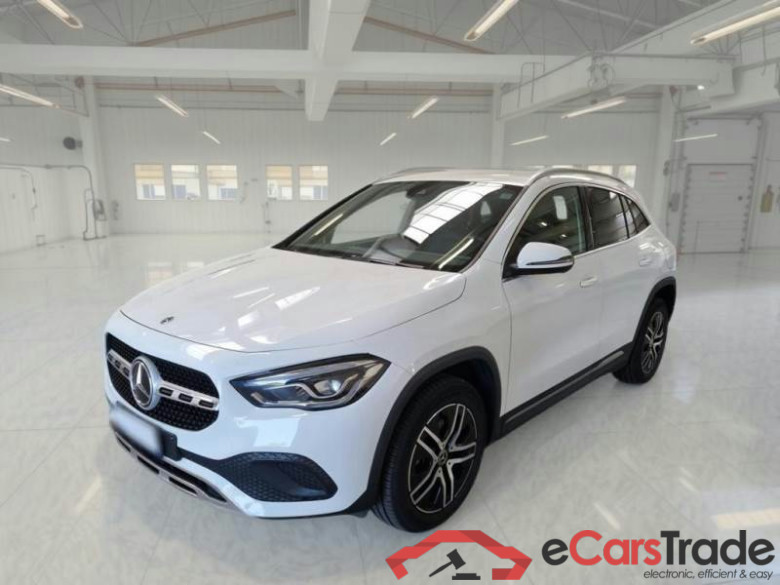 MERCEDES-BENZ GLA / 2020 / 5P / CROSSOVER GLA 200 D AUTOMATIC SPORT PLUS #1