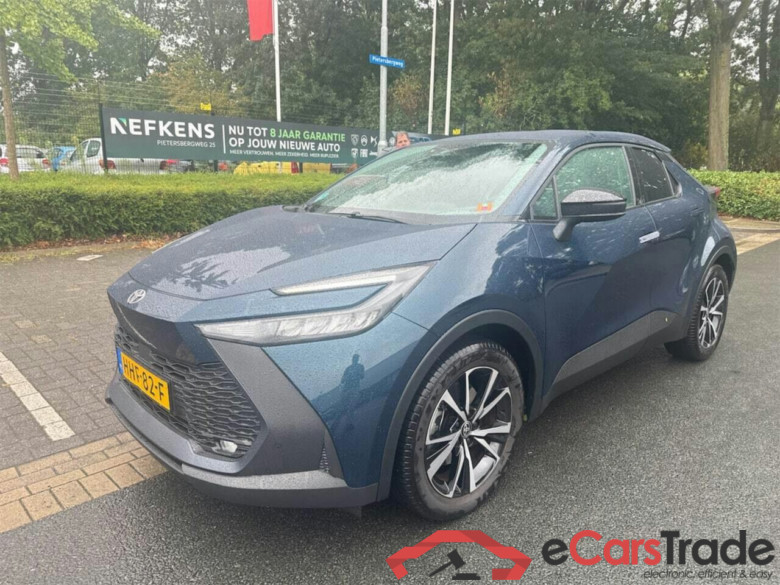 TOYOTA C-HR 2.0 Plug-in Hybrid 220 Dynamic #1