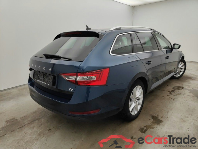 Skoda Superb Combi 1.4 TSI iV 160kW DSG6 Style 5d #2