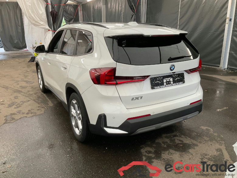 Baureihe iX1 30 xDrive 64kWh #6