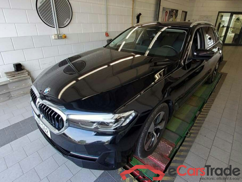 Baureihe 5 Touring 520 d 2.0 140KW AT8 E6d