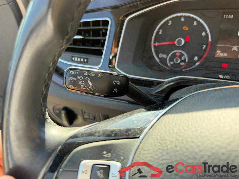 VOLKSWAGEN Polo Polo UNITED 1.0 59 kW (80 ch) 5 vitesses manuel #2