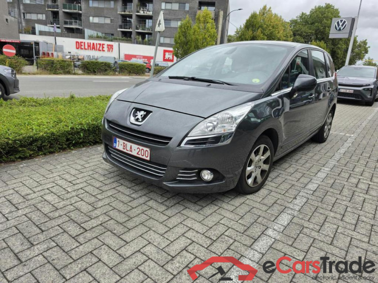 PEUGEOT 5008 Dsl 5008 1.6 HDi Premium FAP #1