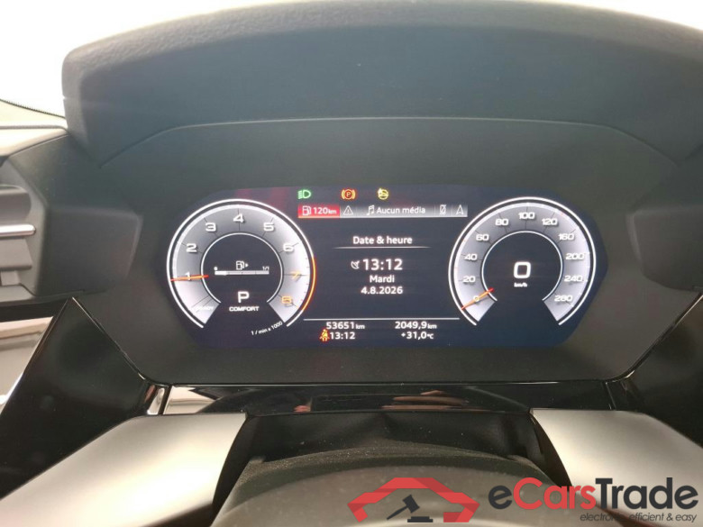 AUDI A3 Sportback / 2020 / 5P / Berline 35 TFSI 150 MHEV S Tronic Design Luxe #6