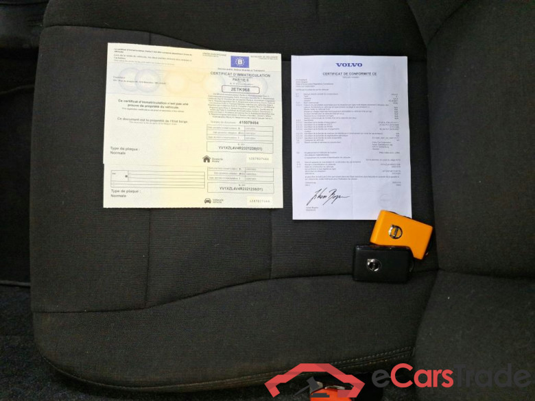 VOLVO XC40 1.5 T2 ESSENTIAL AUTO #2