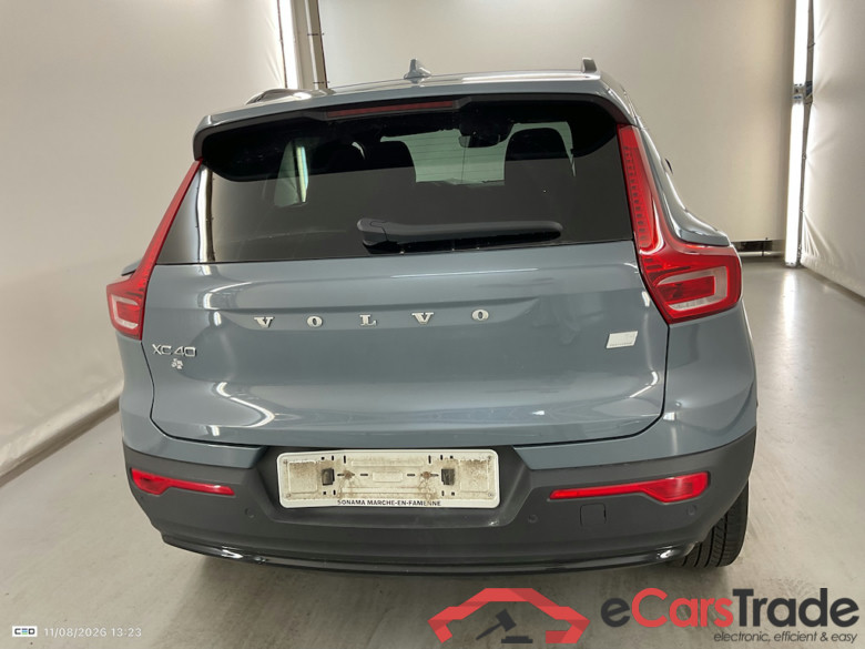 VOLVO XC40 1.5 T4 PHEV PLUS DARK DESIGN DCT #1