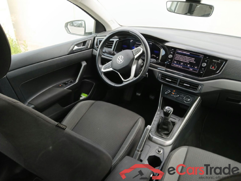 VOLKSWAGEN Polo / 2021 / 5P / berlina con portón Life 1.0 TSI 70kW (95CV) #3