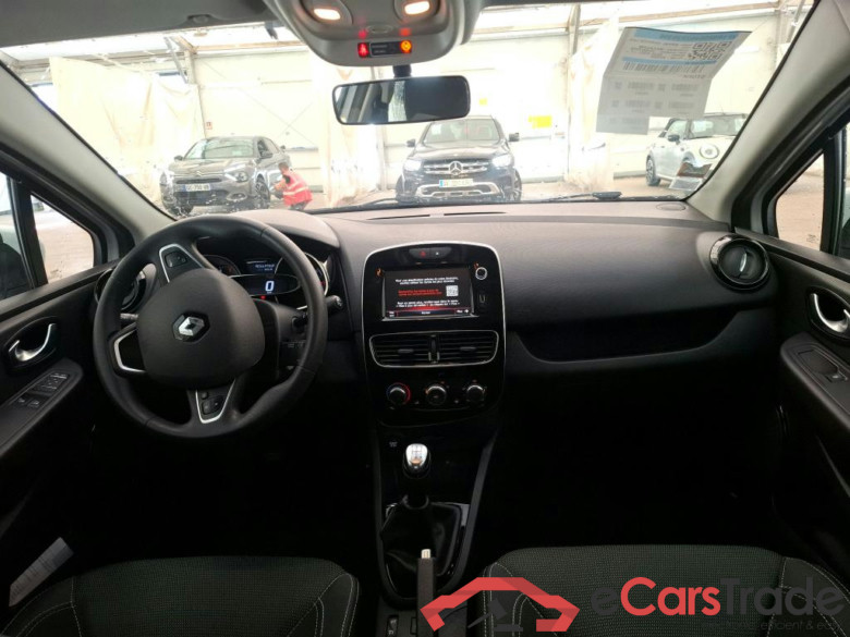 Clio IV Air MediaNav 1.5 dCi 75CV BVM5 E6 #5