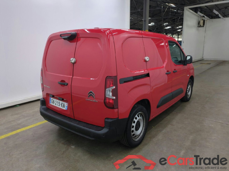 CITROEN Berlingo Van / 2018 / 4P / Fourgonnette M 650kg BlueHDi 130 S&S EAT8 Driver #3