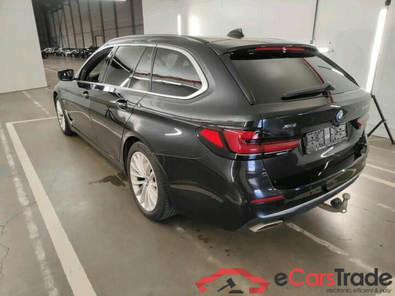 BMW 5 Reeks Touring Série 5 Touring 530e xDrive Auto (PHEV) 200kW/272pk  5D/P Auto-8 #3