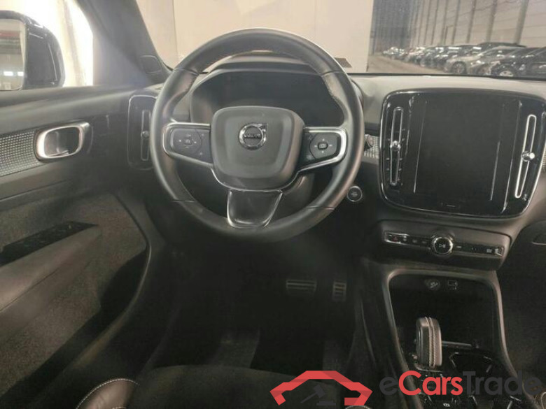Volvo XC40 XC40 T3 Geartronic R-Design 120kW/163pk  5D/P Auto-8 #5