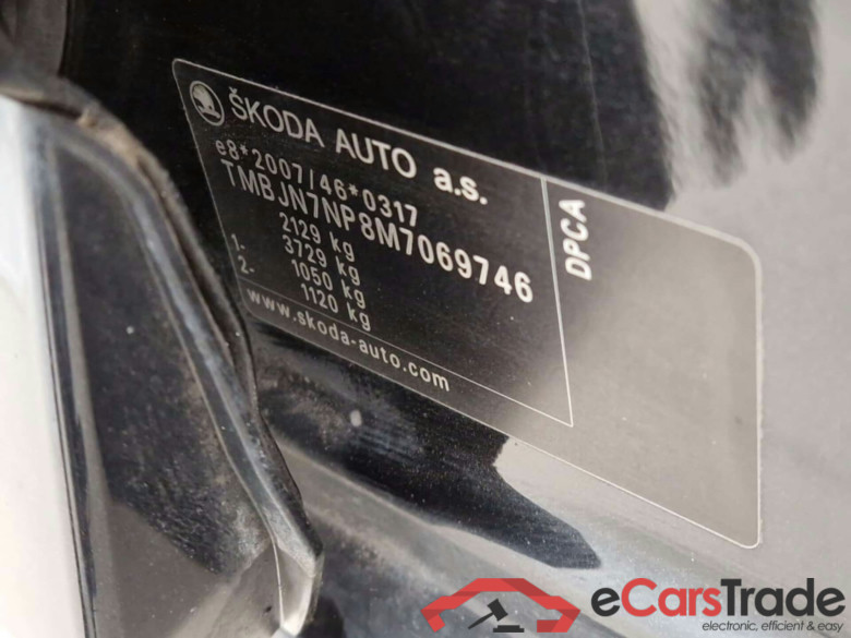 SKODA SUPERB COMBI 1.5 TSI ACT AMBITION #6