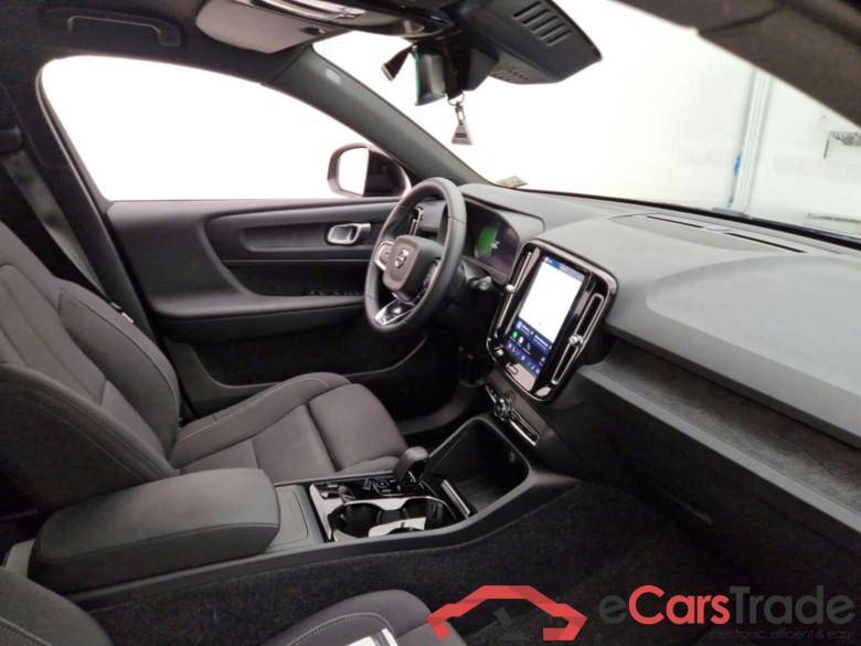 VOLVO XC40 RECHARGE CORE #3